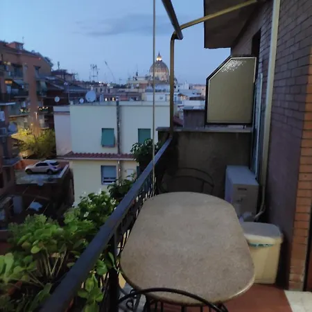 Stpeter's Mirkolgapartm דירה *